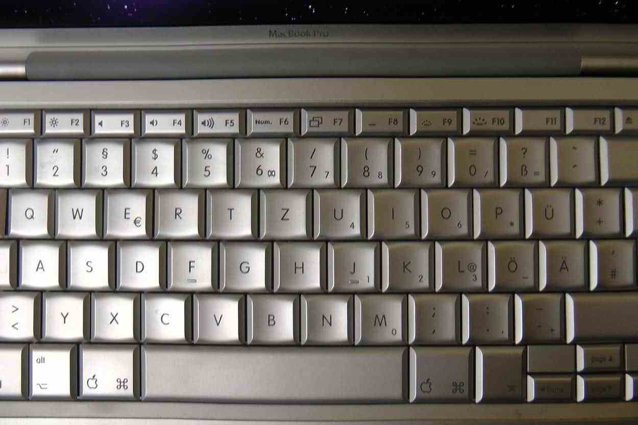Schuld an dem Dilemma: Computer Galerie München, Schillerstr. 23
